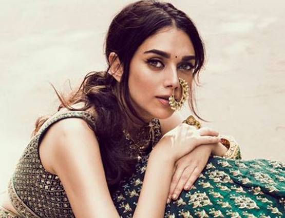 पद्मावती: जिम ने लिए 70 लाख, जानें दीपिका, शाहिद, रणवीर की फीस