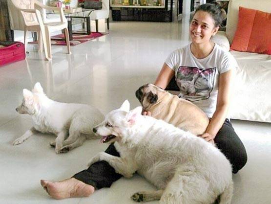 PET की मौत पर रोई थीं श्वेता तिवारी, कुछ ऐसी है उनकी फैमिली