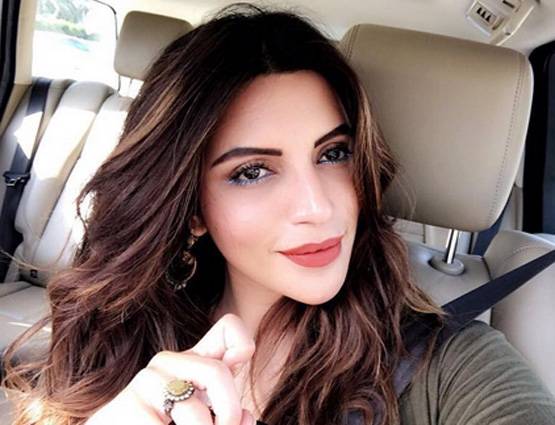 शमा सिकंदर की बिकिनी फोटोज VIRAL, दुबई में मना रही हैं हॉलिडे