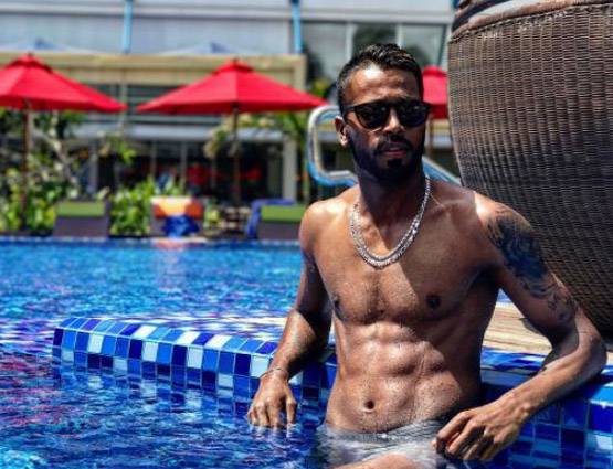 8वीं पास हार्दिक पांड्या हैं क्रिकेट की नई सनसनी, जानें ये 10 बातें