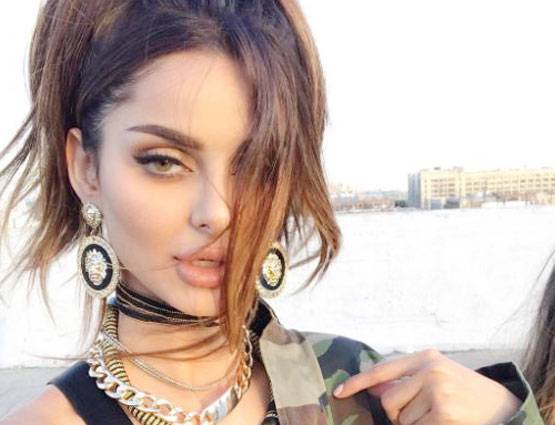 इन्हें कहा जा रहा है दुनिया की सबसे खूबसूरत महिला, देखें Photos