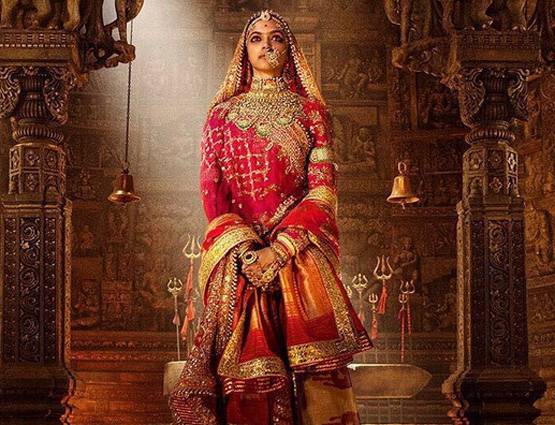 रिलीज से पहले ही दीपिका हिट, पद्मावती के लिए ली सबसे ज्यादा फी