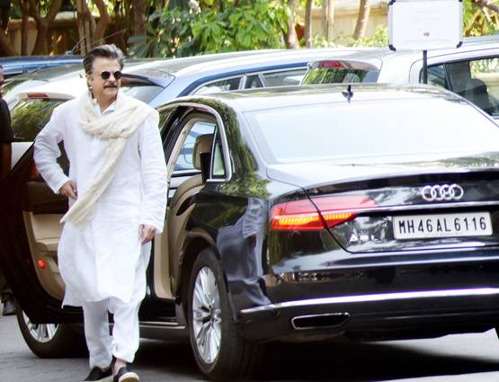 PHOTOS आखिर बहन रानी मुखर्जी से मिलने पहुंची काजोल