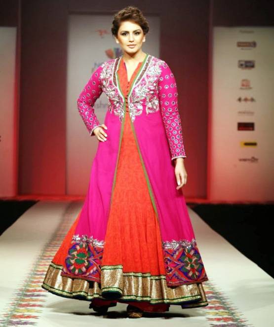 छठ पर्व 2017: छठ में पहनें ये ड्रेस, मिलेगा ग्लेमर्स लुक