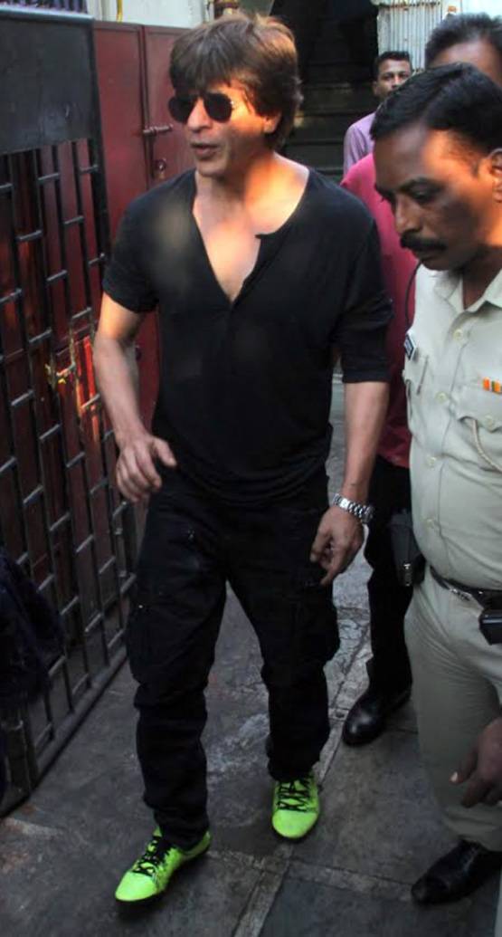 शाहरुख के साथ दिखीं सलमान की 'जोया', PHOTOS वायरल