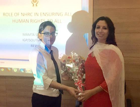 हनीप्रीत से राज उगलवाएगी ये अफसर, मिला है राष्‍ट्र‍पति सम्‍मान