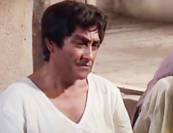 देविका रानी के अफेयर की अफवाह ने बनाया था अशोक कुमार को एक्टर