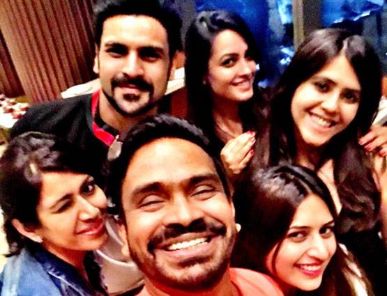 बुडापेस्ट में FUN MODE में दिखीं 'ये हैं मोहब्बतें' की स्टारकास्ट