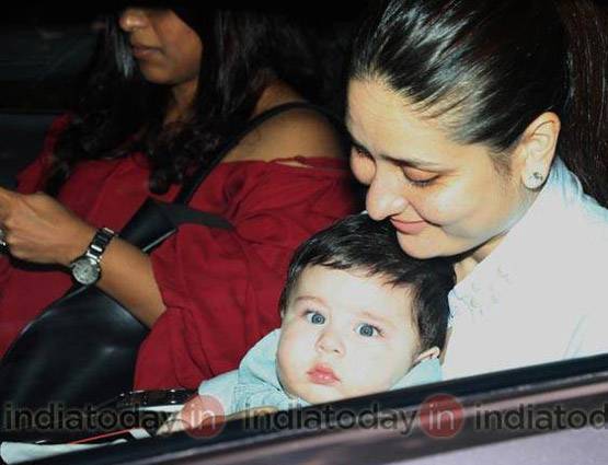 पहली दिवाली पर ऐसा था नन्हे तैमूर का लुक, दिखे सैफ की गोद में