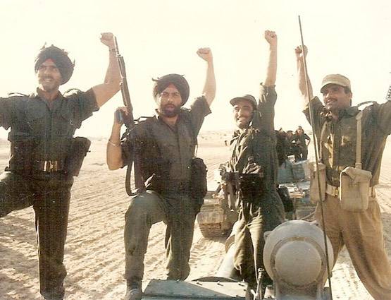 इस डायरेक्टर की 'पलटन' से भागे अभिषेक बच्चन, शूटिंग से पहले छोड़ी फिल्म