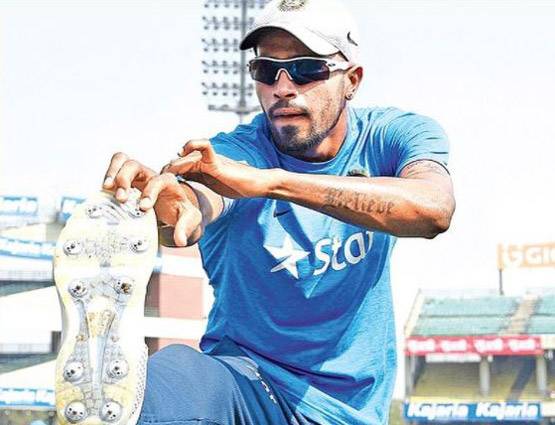 8वीं पास हार्दिक पांड्या हैं क्रिकेट की नई सनसनी, जानें ये 10 बातें