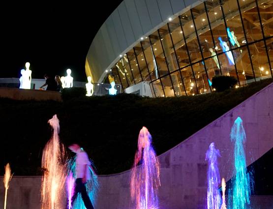 ...इसलिए मॉल में अक्सर आप भूल जाते हैं रास्ता, ये शख्स है जिम्मेदार