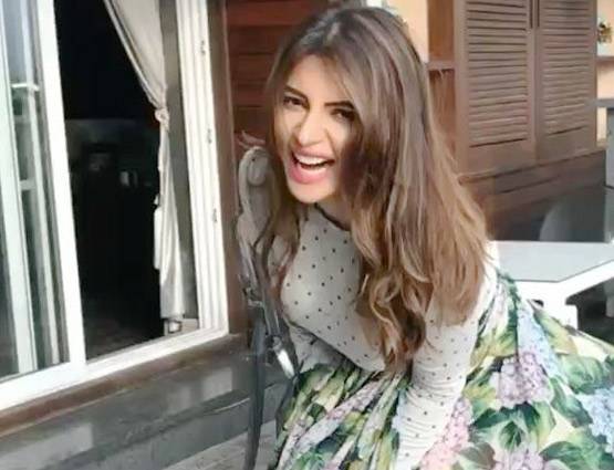 कभी सुसाइड की कोशिश की थी, अब फैशन टिप्स देगी ये एक्ट्रेस