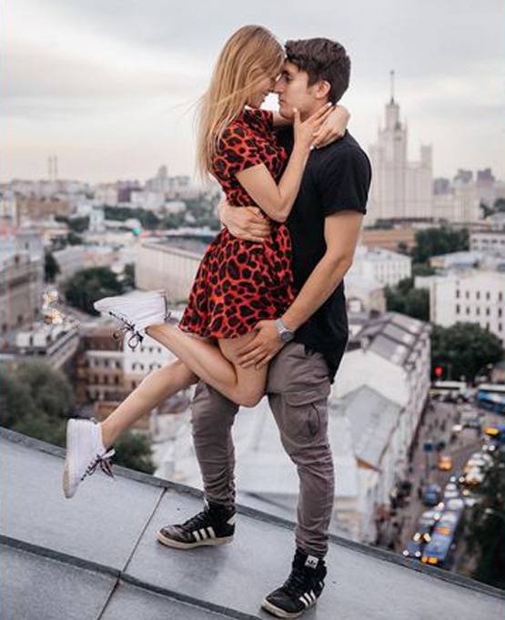 इतनी ऊंचाई पर फोटोशूट कराती है ये लड़की, देखें डराने वाली 20 Photos