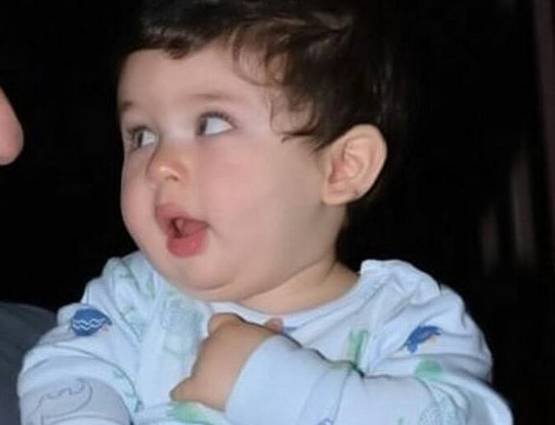 तैमूर की वायरल फोटोज के पीछे है किसका हाथ? नहीं मिलता क्रेडिट