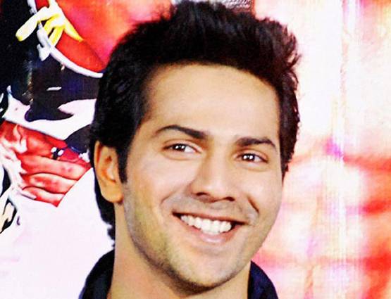 अब खान नहीं वरुण धवन भरोसेमंद स्टार! ये 8 फिल्में हैं सबूत