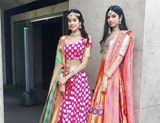 BLACK BIKINI में दिखीं श्रीदेवी की छोटी बेटी, फोटोज हुईं वायरल