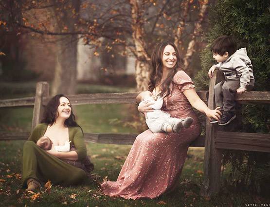 स्‍तनपान की ये तस्‍वीरें बदल देंगी आपके दिमाग की गंदी सोच...