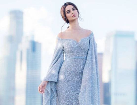 इन्हें कहा जा रहा है दुनिया की सबसे खूबसूरत महिला, देखें Photos