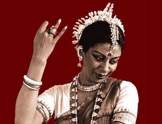 43 साल पहले मचाई थी सनसनी, फोटोशूट के लिए न्यूड दौड़ी ये मॉडल