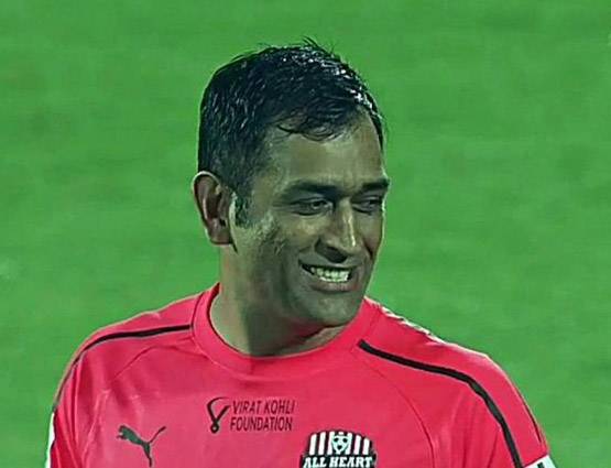 फुटबॉल में भी विराट-धोनी का दबदबा, रणबीर की टीम को हराया