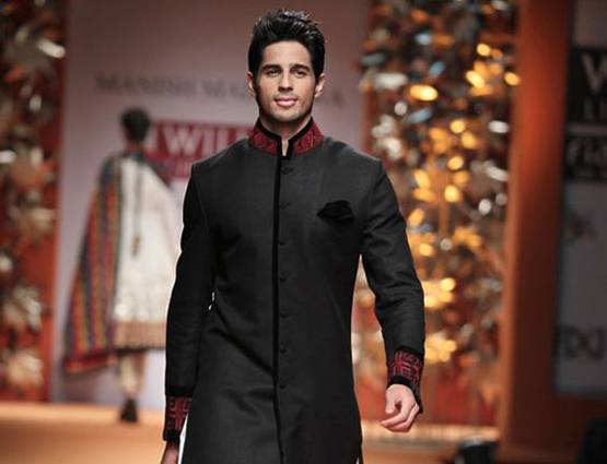 छठ पर्व 2017: ऐसे पहनेंगे कपड़े, तो आप पर ही ठहर जाएगी दुनिया की नजर