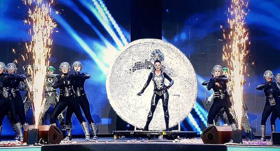 2.0 के ऑडियो लाॅन्च में पहुंचे कौन हैं रजनीकांत के दो नन्हें मेहमान