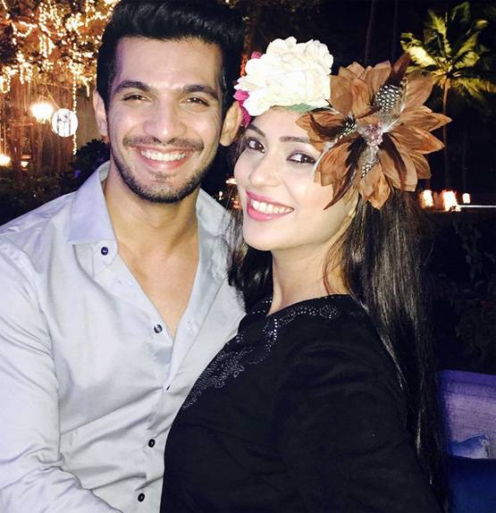 फिल्मी है इस एक्टर की लव स्टोरी, मौनी रॉय से थी अफेयर की चर्चा