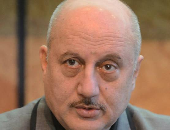 तुतलाते थे अनुपम खेर, इस वजह से पहले प्यार में हुए थे नाकाम