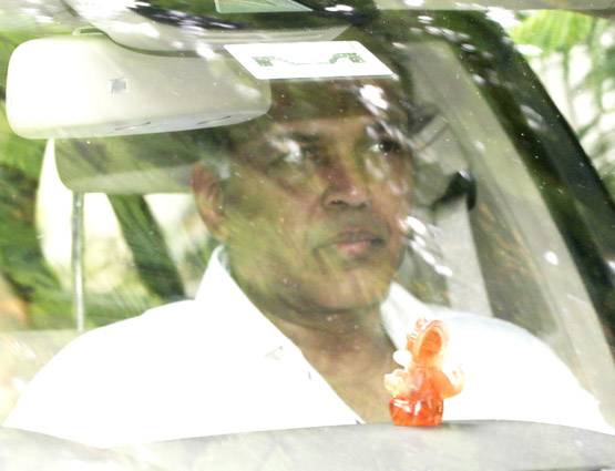 रानी मुखर्जी के पिता के अंतिम संस्कार में पहुंचींं ये सेलेब्रिटी