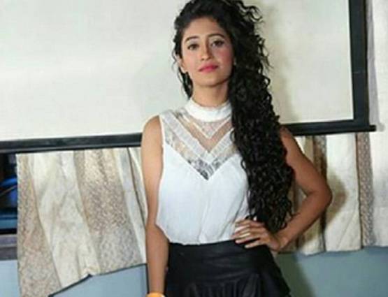 नायरा ने मनाया बॉयफ्रेंड मोहसिन का Birthday, पार्टी में ऐसे की मस्ती