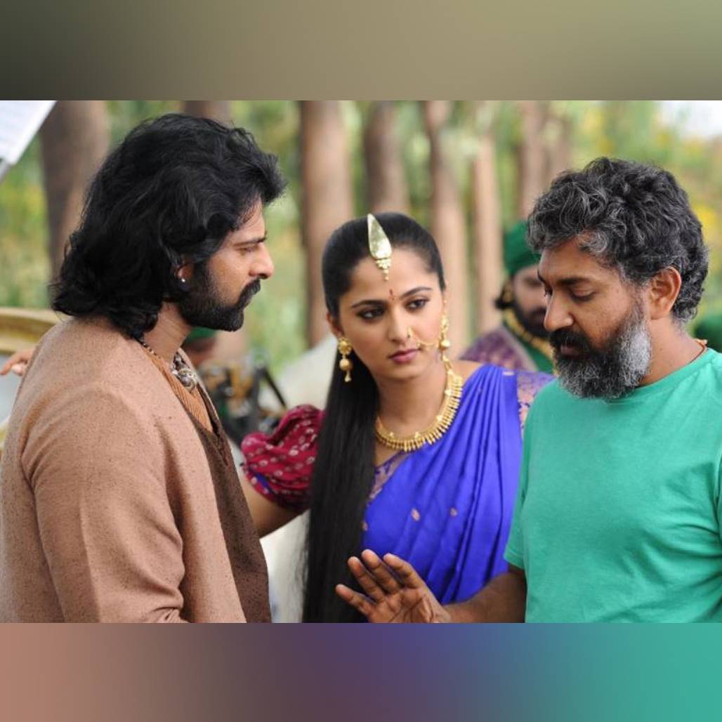 9 साल का है प्‍यार, कुछ एेसी है प्रभास-अनुष्‍का के बीच लव केमिस्‍ट्री