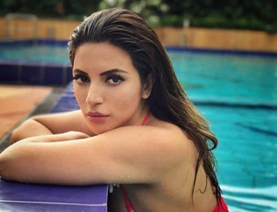 शमा सिकंदर की बिकिनी फोटोज VIRAL, दुबई में मना रही हैं हॉलिडे