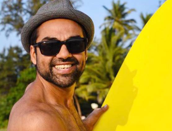 अजय की वजह से नहीं हुई तब्बू की शादी? कुंवारे हैं ये 7 उम्रदराज स्टार