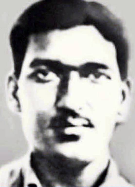 अंग्रेजों को खजाना लूटकर हंसते-हंसते फांसी पर चढ़ गया था ये क्रांतिकारी