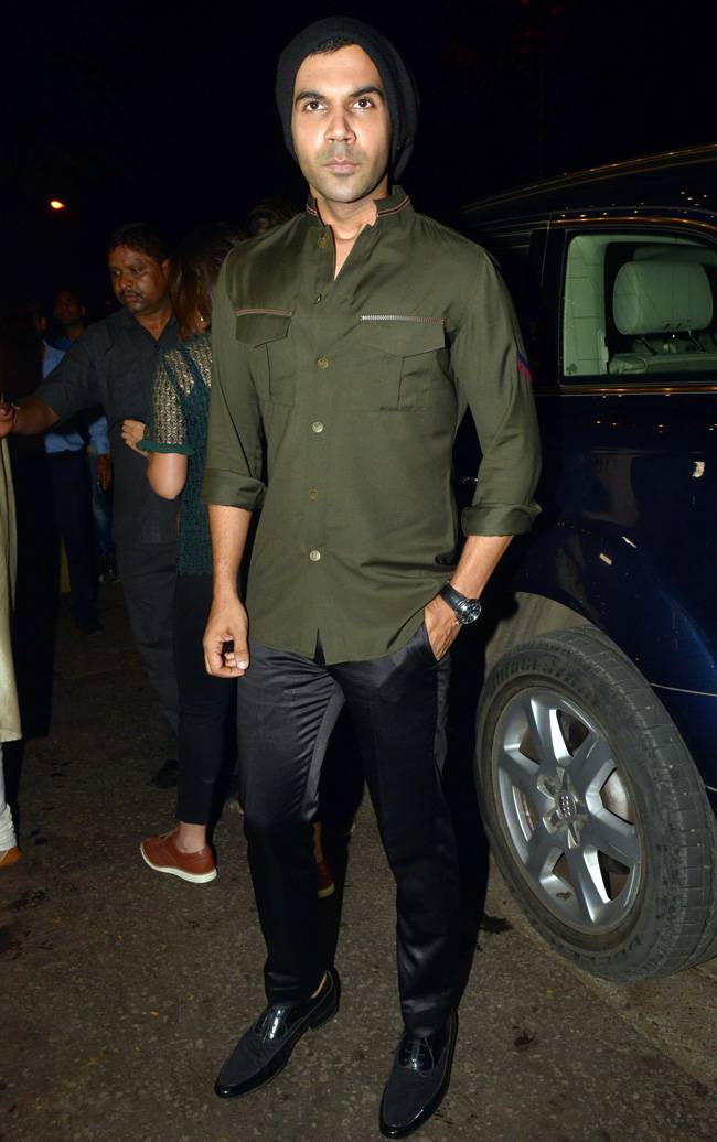 DIWALI PARTY: सारा से लेकर ट्विंकल तक एकता कपूर की पार्टी में पहुंचे ये सितारे