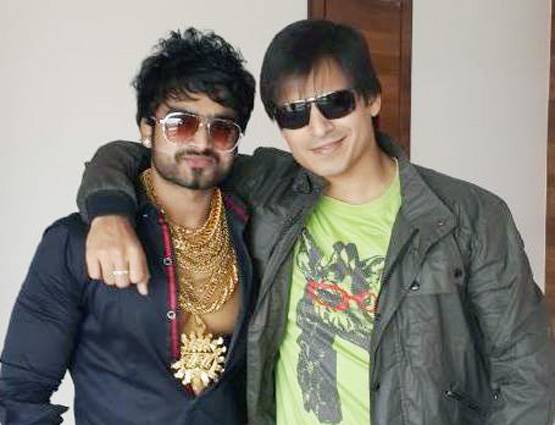 रईसी देख कपिल ने छुए थे इनके 'पैर', कार हो या जूते सब हैं सोने के