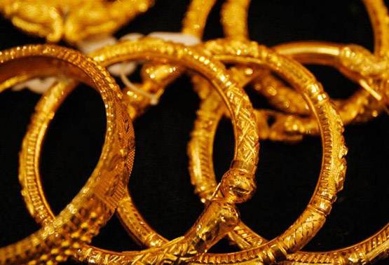 लॉकर में रखने की बजाय यहां रखें सोना, होगी कमाई