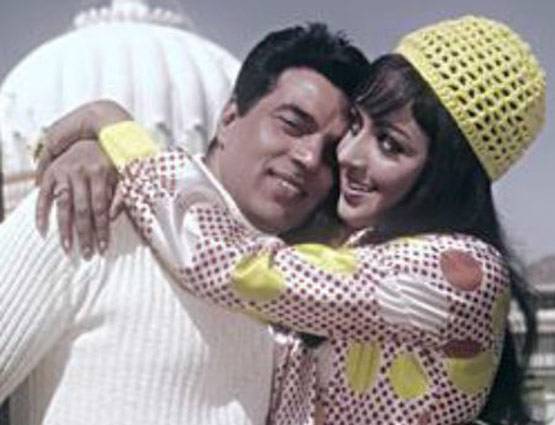 हेमा ने बताया- धर्मेंद्र से लव स्टोरी, और कैसे पहुंची शादी तक बात