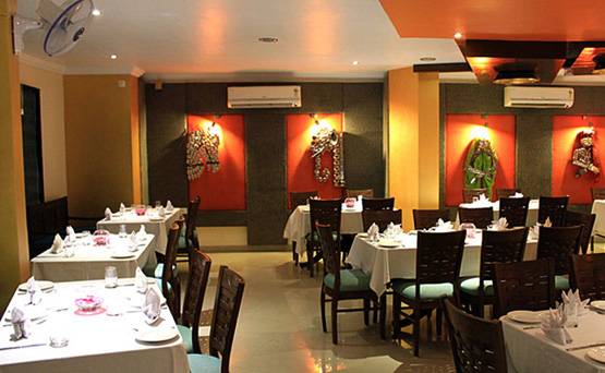 इस दिवाली इन रेस्तरां में खाएं खाना, जितना मर्जी उतना चुकाएं बिल