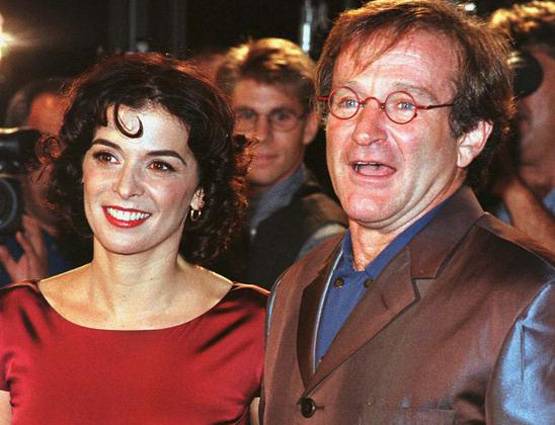 एक्ट्रेस ने किया खुलासा- घर में घुसकर मूवी मुगल ने किया था रेप