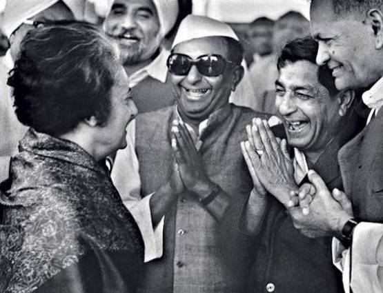 'गूंगी गुड़िया' से ऐसे 'दुर्गा' बनीं इंदिरा, तानाशाही के भी लगे आरोप