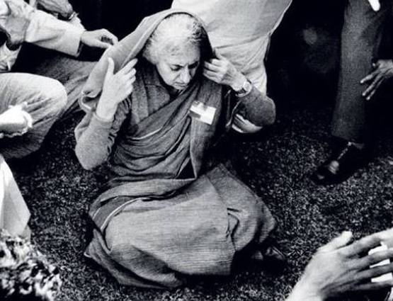 'गूंगी गुड़िया' से ऐसे 'दुर्गा' बनीं इंदिरा, तानाशाही के भी लगे आरोप