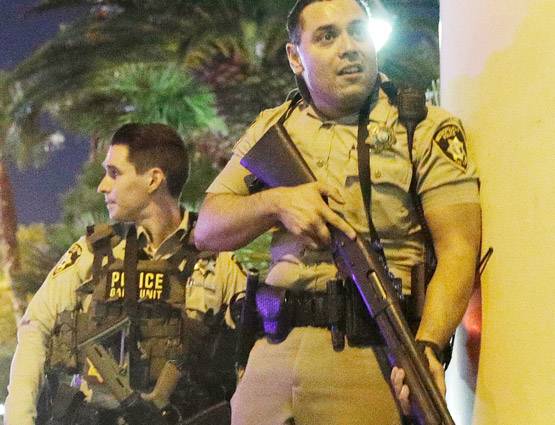 कसीनो में मशीन गन से फायरिंग, तस्वीरों में देखें पूरा मंजर