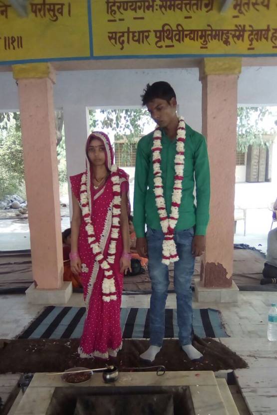 अनोखी प्रेम कहानीः 15 साल में मां बनी और 18 साल की उम्र में पत्नी