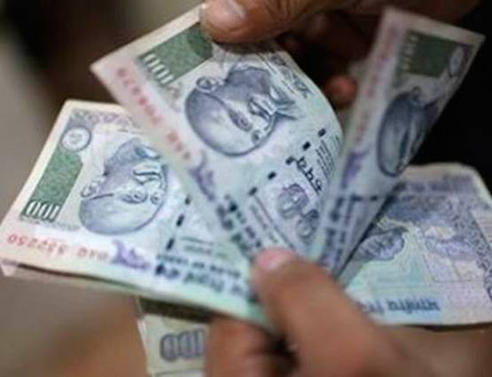 इस दिवाली बेटी को दें ये खास तोहफा, भविष्य हो जाएगा रोशन