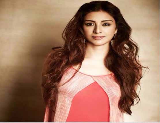 अजय की वजह से नहीं हुई तब्बू की शादी? कुंवारे हैं ये 7 उम्रदराज स्टार