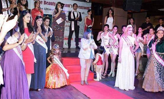 ये हैं 'मिस वर्ल्ड' की कोच, बताया- मानुषी फिल्म में आएगी या नहीं?