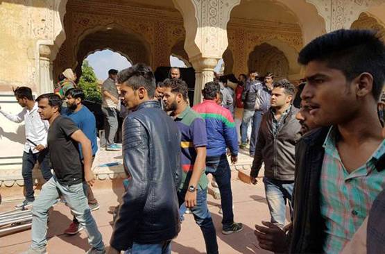 जब भंसाली से हुई थी हाथापाई, रद्द करनी पड़ी पद्मावती की शूटिंग