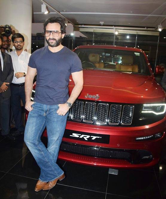 नवाब तैमूर को 11 महीने की उम्र में मिली सवा करोड़ की कार